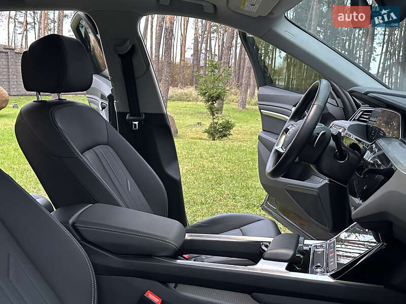 Внедорожник / Кроссовер Audi Q8 e-tron 2023 в Житомире фото 54 Внедорожник / Кроссовер Audi Q8 e-tron 2023 в Житомире
