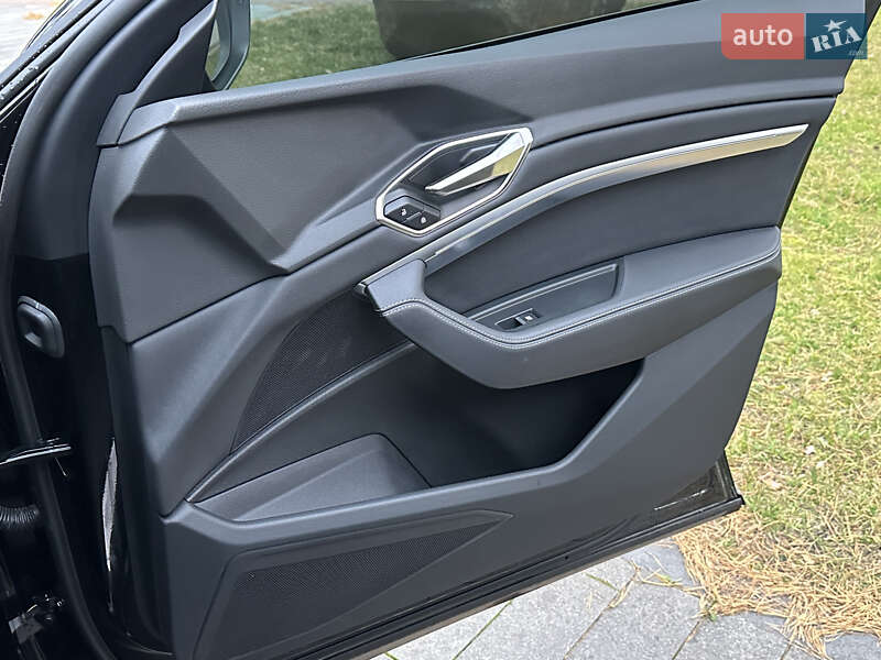 Внедорожник / Кроссовер Audi Q8 e-tron 2023 в Житомире фото 55 Внедорожник / Кроссовер Audi Q8 e-tron 2023 в Житомире