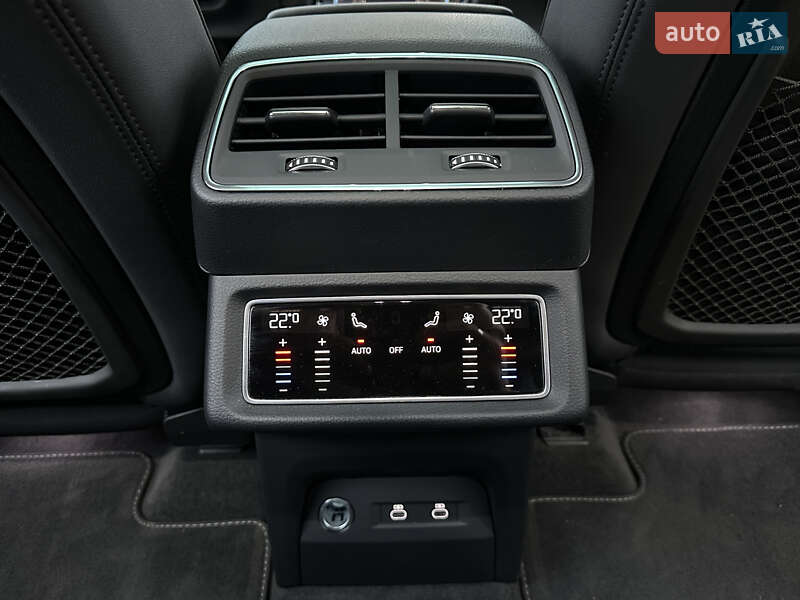 Внедорожник / Кроссовер Audi Q8 e-tron 2023 в Житомире фото 71 Внедорожник / Кроссовер Audi Q8 e-tron 2023 в Житомире