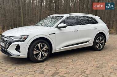 Внедорожник / Кроссовер Audi Q8 e-tron 2023 в Харькове