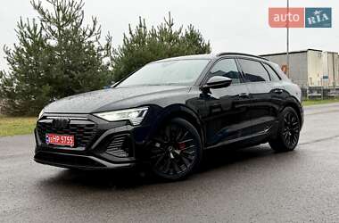 Позашляховик / Кросовер Audi Q8 e-tron 2023 в Києві