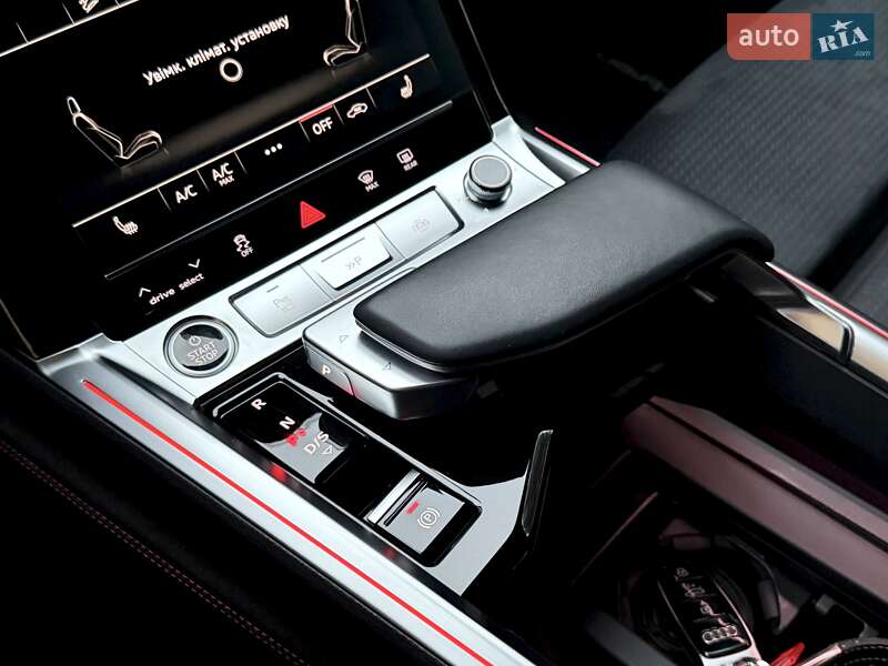 Внедорожник / Кроссовер Audi Q8 e-tron 2023 в Киеве