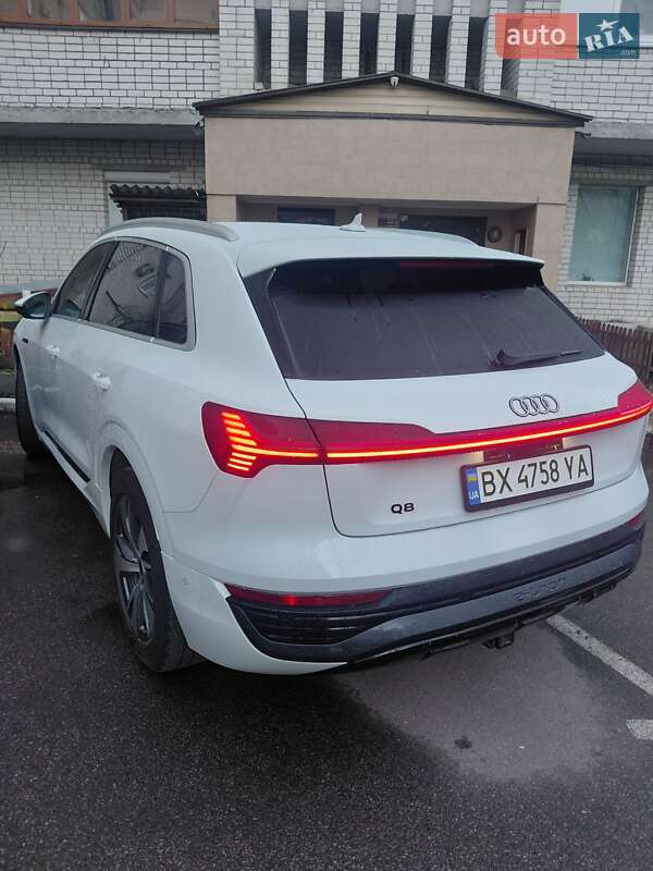 Внедорожник / Кроссовер Audi Q8 e-tron 2023 в Чернигове фото 10 Внедорожник / Кроссовер Audi Q8 e-tron 2023 в Чернигове