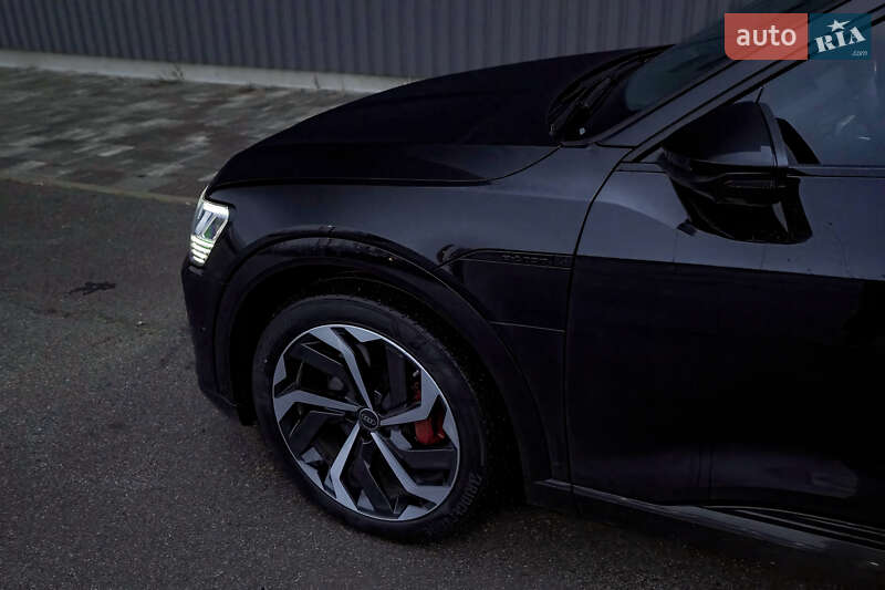 Позашляховик / Кросовер Audi Q8 e-tron 2023 в Харкові фото 20 Позашляховик / Кросовер Audi Q8 e-tron 2023 в Харкові