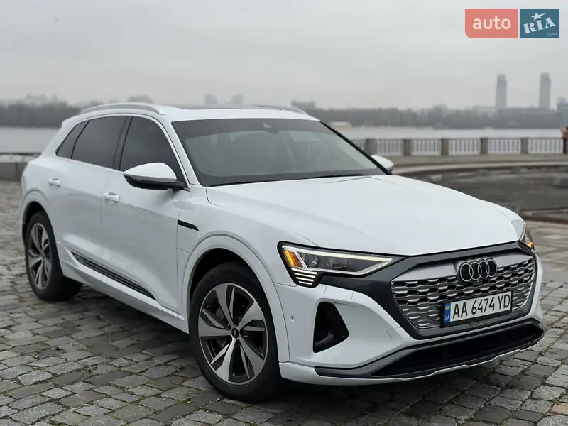 Audi Q8 e-tron