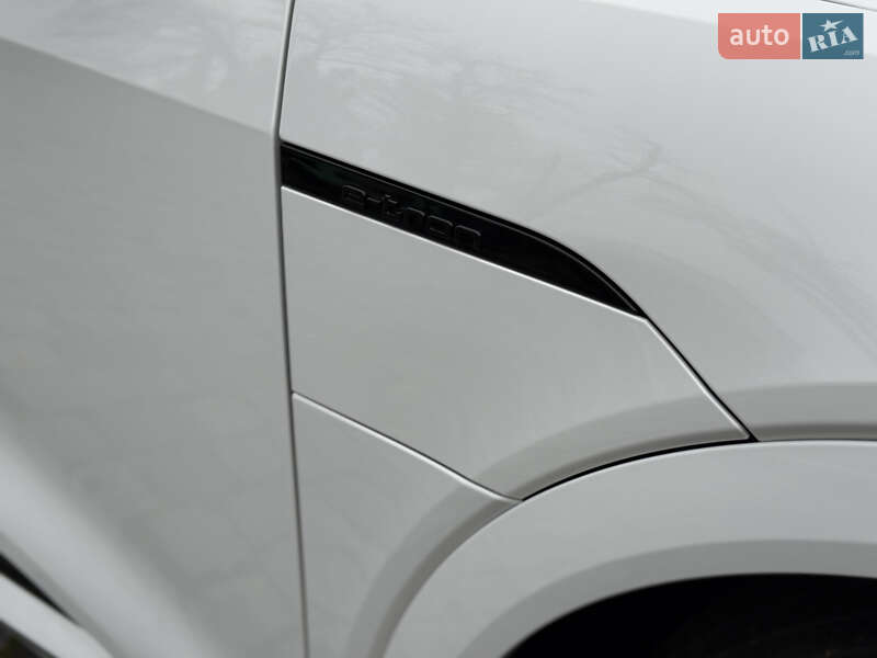 Внедорожник / Кроссовер Audi Q8 e-tron 2023 в Киеве фото 15 Внедорожник / Кроссовер Audi Q8 e-tron 2023 в Киеве