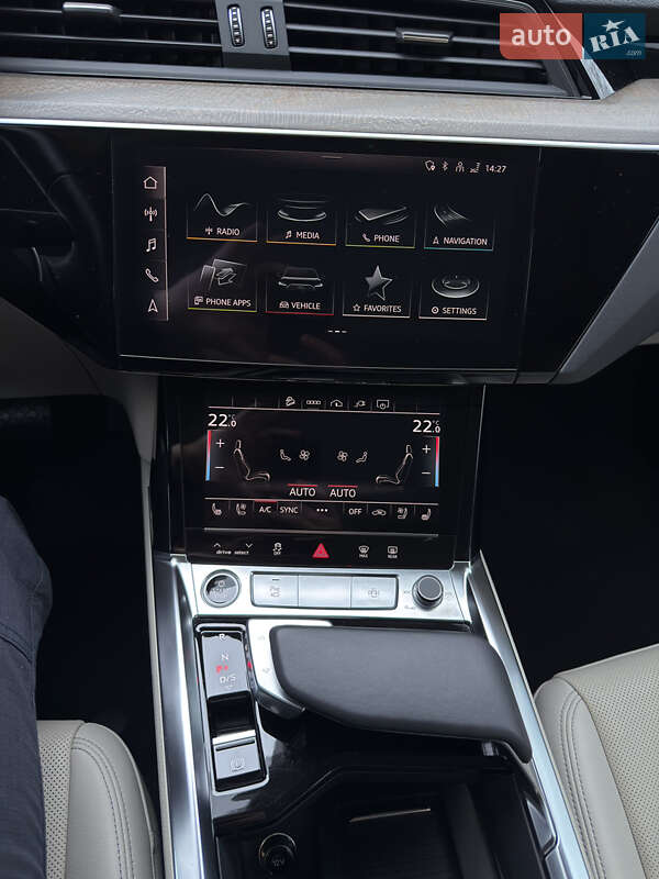 Внедорожник / Кроссовер Audi Q8 e-tron 2023 в Киеве фото 59 Внедорожник / Кроссовер Audi Q8 e-tron 2023 в Киеве
