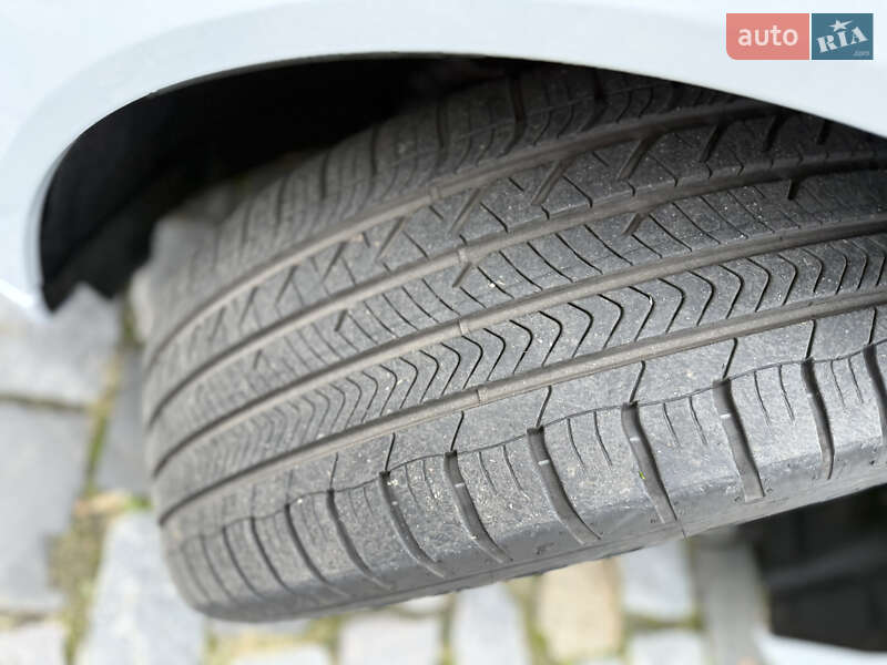 Внедорожник / Кроссовер Audi Q8 e-tron 2023 в Киеве фото 67 Внедорожник / Кроссовер Audi Q8 e-tron 2023 в Киеве