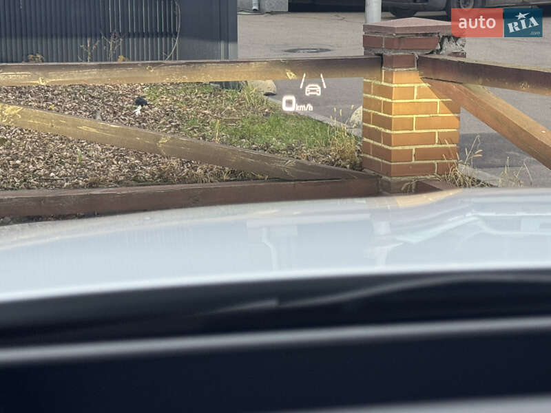 Внедорожник / Кроссовер Audi Q8 e-tron 2023 в Киеве фото 18 Внедорожник / Кроссовер Audi Q8 e-tron 2023 в Киеве