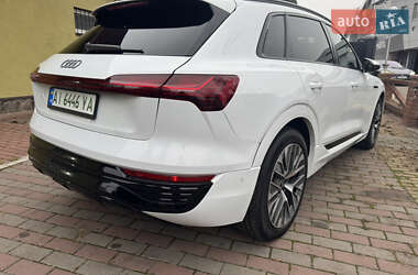 Внедорожник / Кроссовер Audi Q8 e-tron 2023 в Киеве