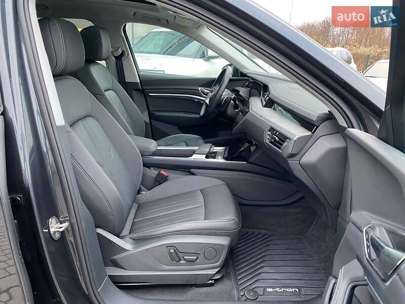 Внедорожник / Кроссовер Audi Q8 e-tron 2023 в Львове фото 25 Внедорожник / Кроссовер Audi Q8 e-tron 2023 в Львове