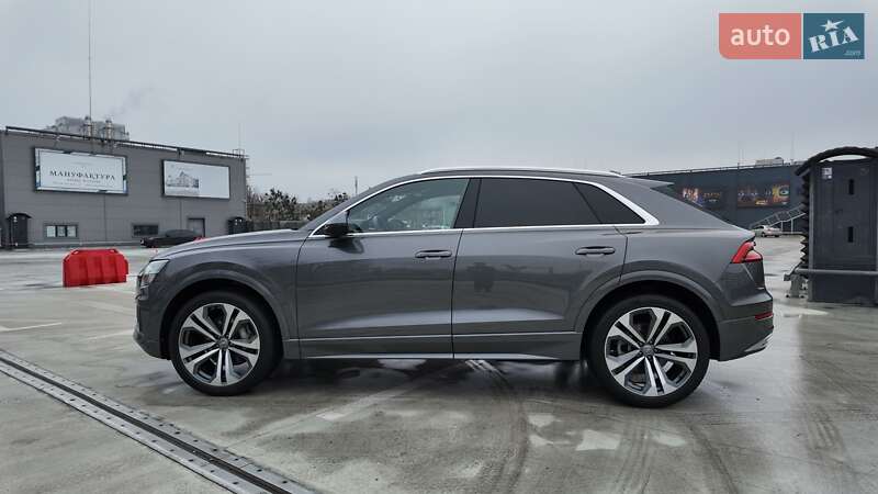 Внедорожник / Кроссовер Audi Q8 e-tron 2023 в Киеве
