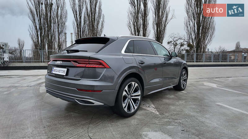 Внедорожник / Кроссовер Audi Q8 e-tron 2023 в Киеве
