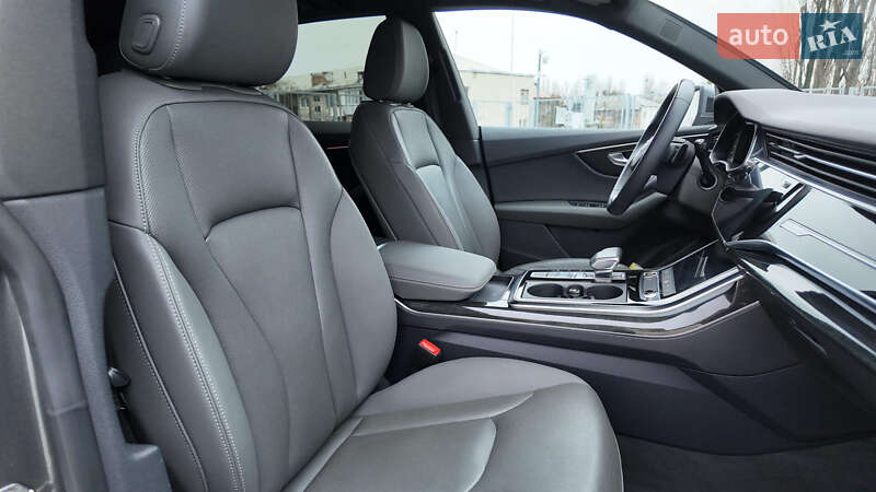Внедорожник / Кроссовер Audi Q8 e-tron 2023 в Киеве