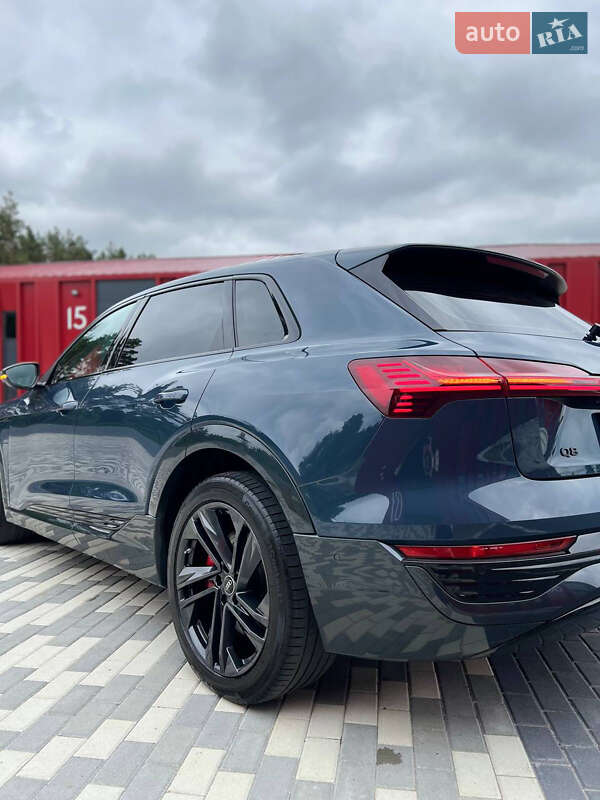 Внедорожник / Кроссовер Audi Q8 e-tron 2023 в Львове фото 22 Внедорожник / Кроссовер Audi Q8 e-tron 2023 в Львове