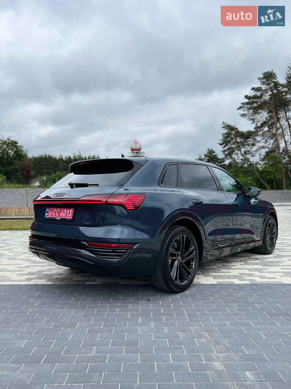 Внедорожник / Кроссовер Audi Q8 e-tron 2023 в Львове фото 27 Внедорожник / Кроссовер Audi Q8 e-tron 2023 в Львове