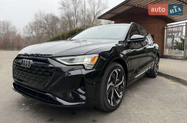 Внедорожник / Кроссовер Audi Q8 e-tron 2023 в Киеве