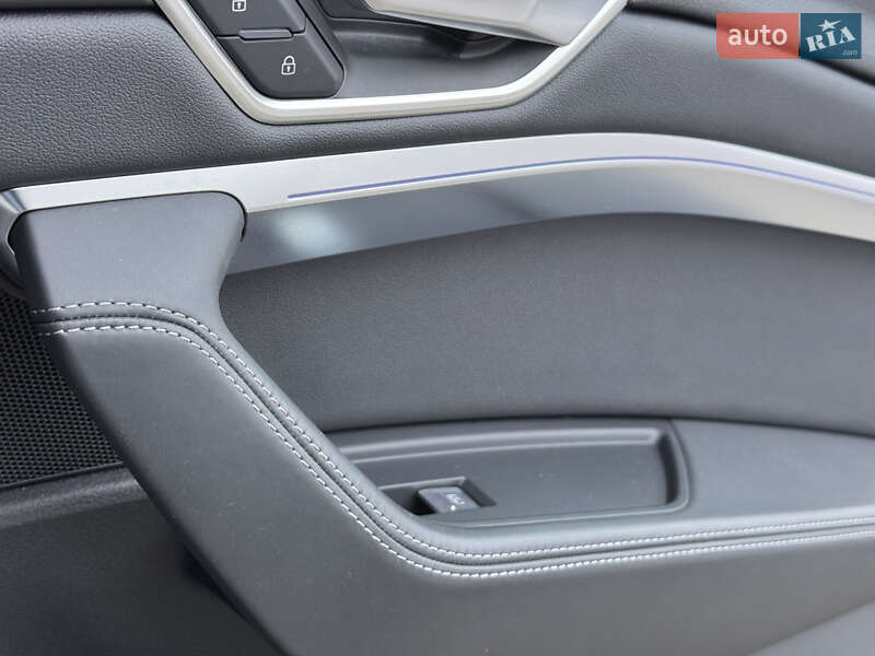 Внедорожник / Кроссовер Audi Q8 e-tron 2023 в Киеве фото 67 Внедорожник / Кроссовер Audi Q8 e-tron 2023 в Киеве