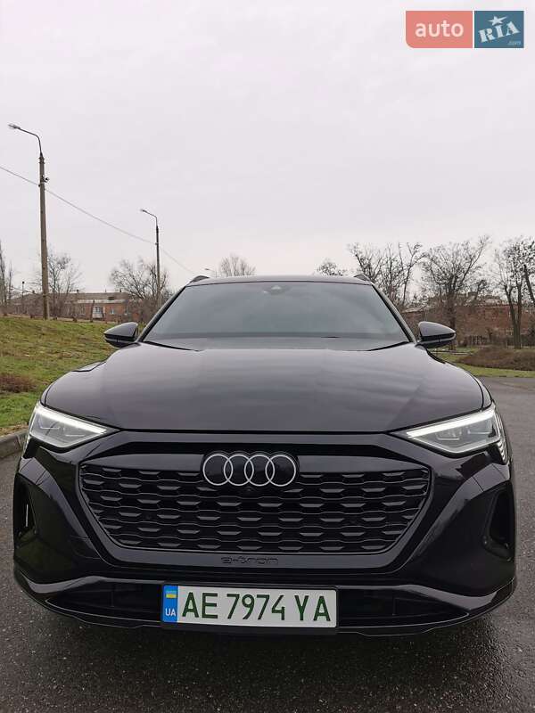 Внедорожник / Кроссовер Audi Q8 e-tron 2024 в Кривом Роге фото 12 Внедорожник / Кроссовер Audi Q8 e-tron 2024 в Кривом Роге