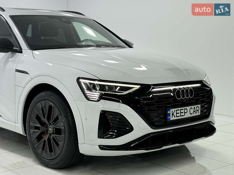 Позашляховик / Кросовер Audi Q8 e-tron 2023 в Одесі