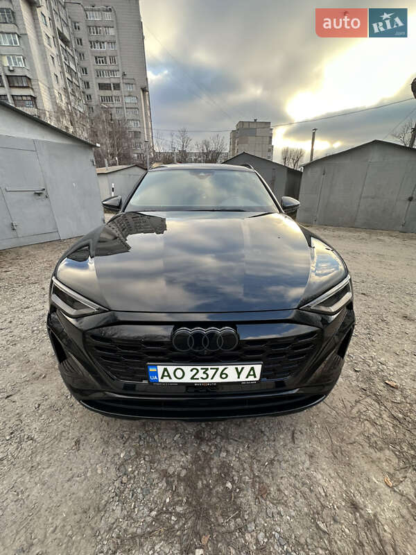 Внедорожник / Кроссовер Audi Q8 e-tron 2023 в Белой Церкви
