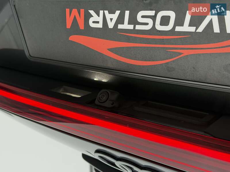 Внедорожник / Кроссовер Audi Q8 e-tron 2023 в Мукачево