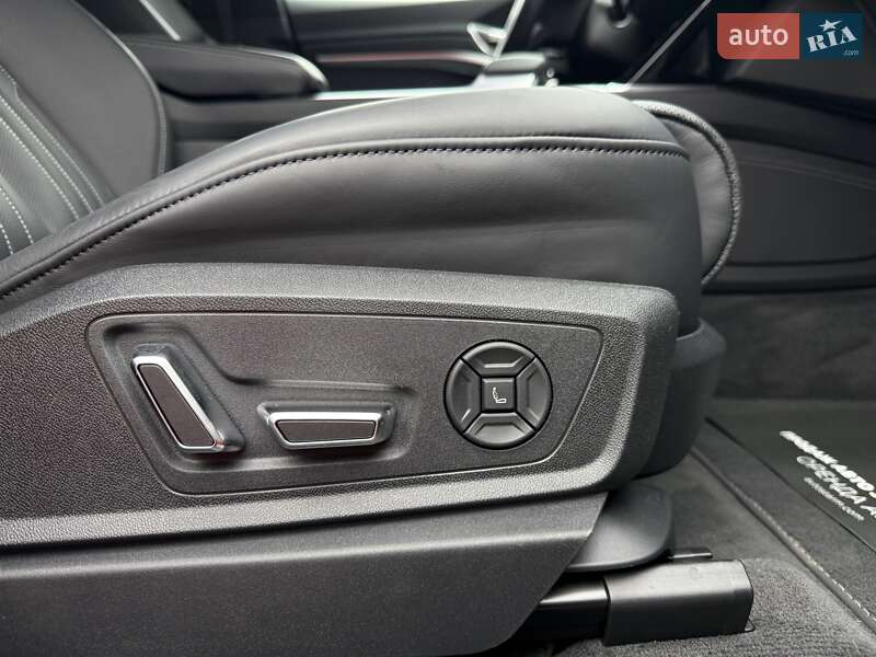 Внедорожник / Кроссовер Audi Q8 e-tron 2023 в Мукачево