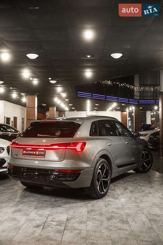 Внедорожник / Кроссовер Audi Q8 e-tron 2023 в Одессе фото 57 Внедорожник / Кроссовер Audi Q8 e-tron 2023 в Одессе