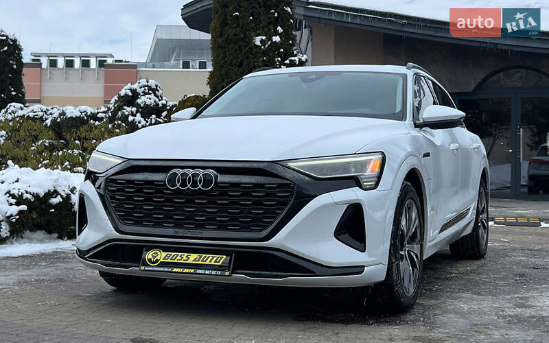Внедорожник / Кроссовер Audi Q8 e-tron 2024 в Львове