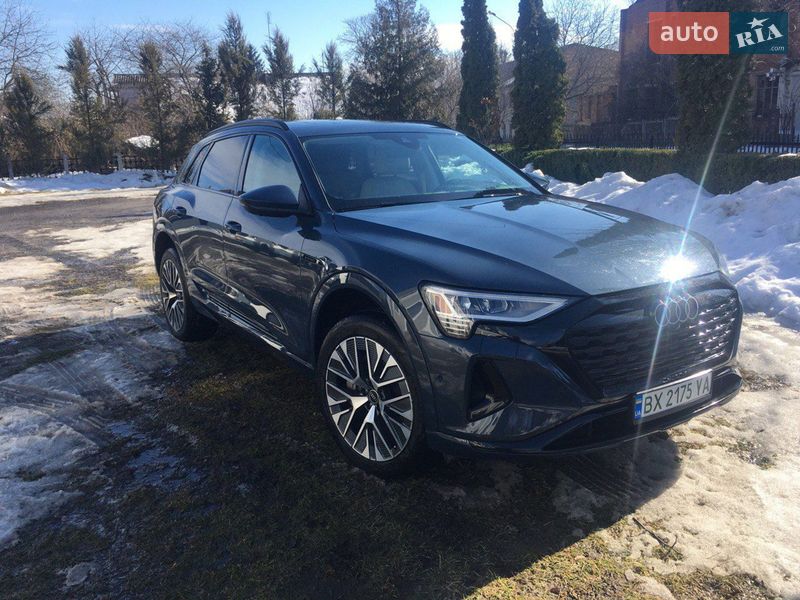Audi Q8 e-tron 2024