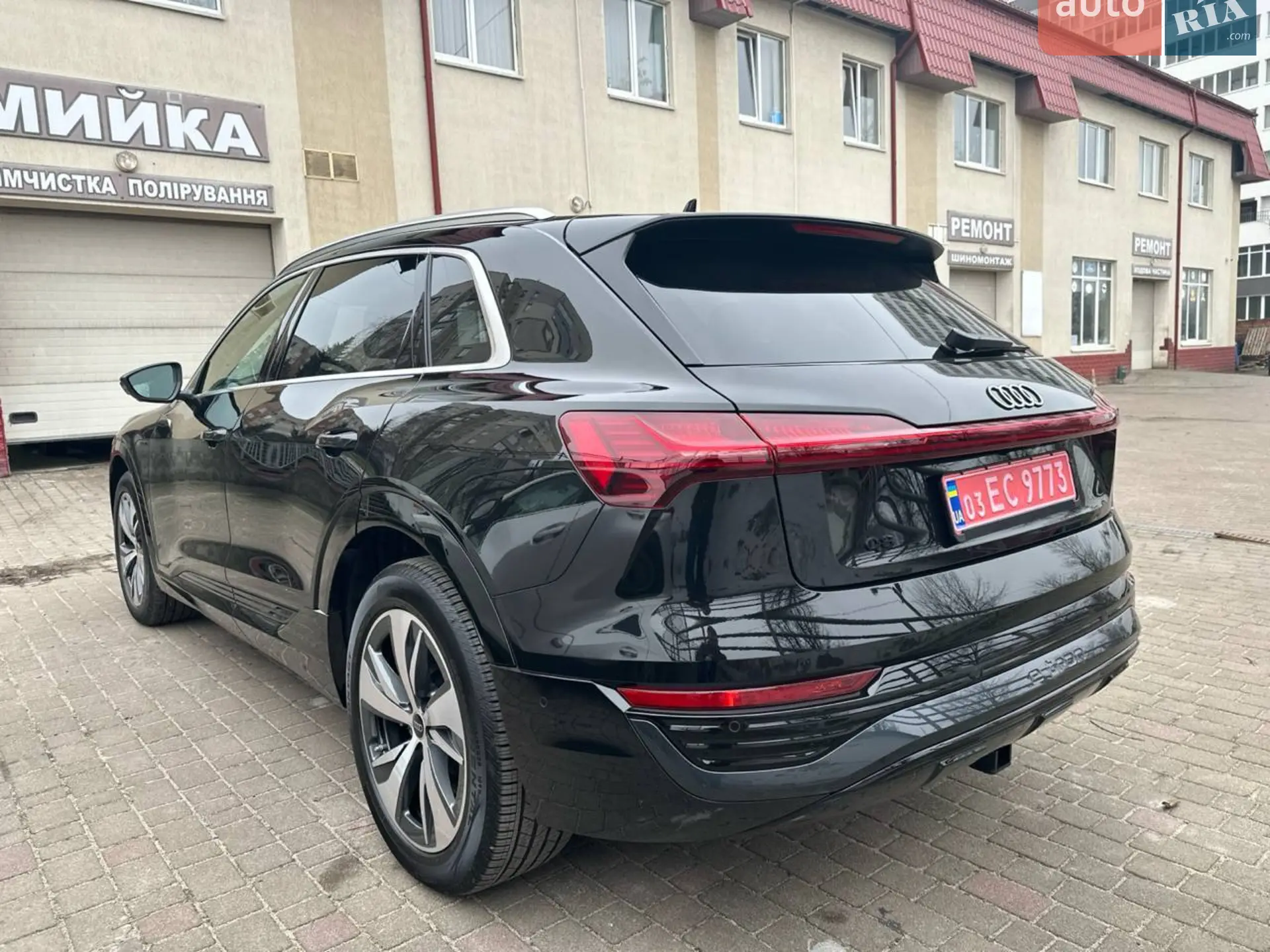 2023 Audi Q8 - мініатюра 39