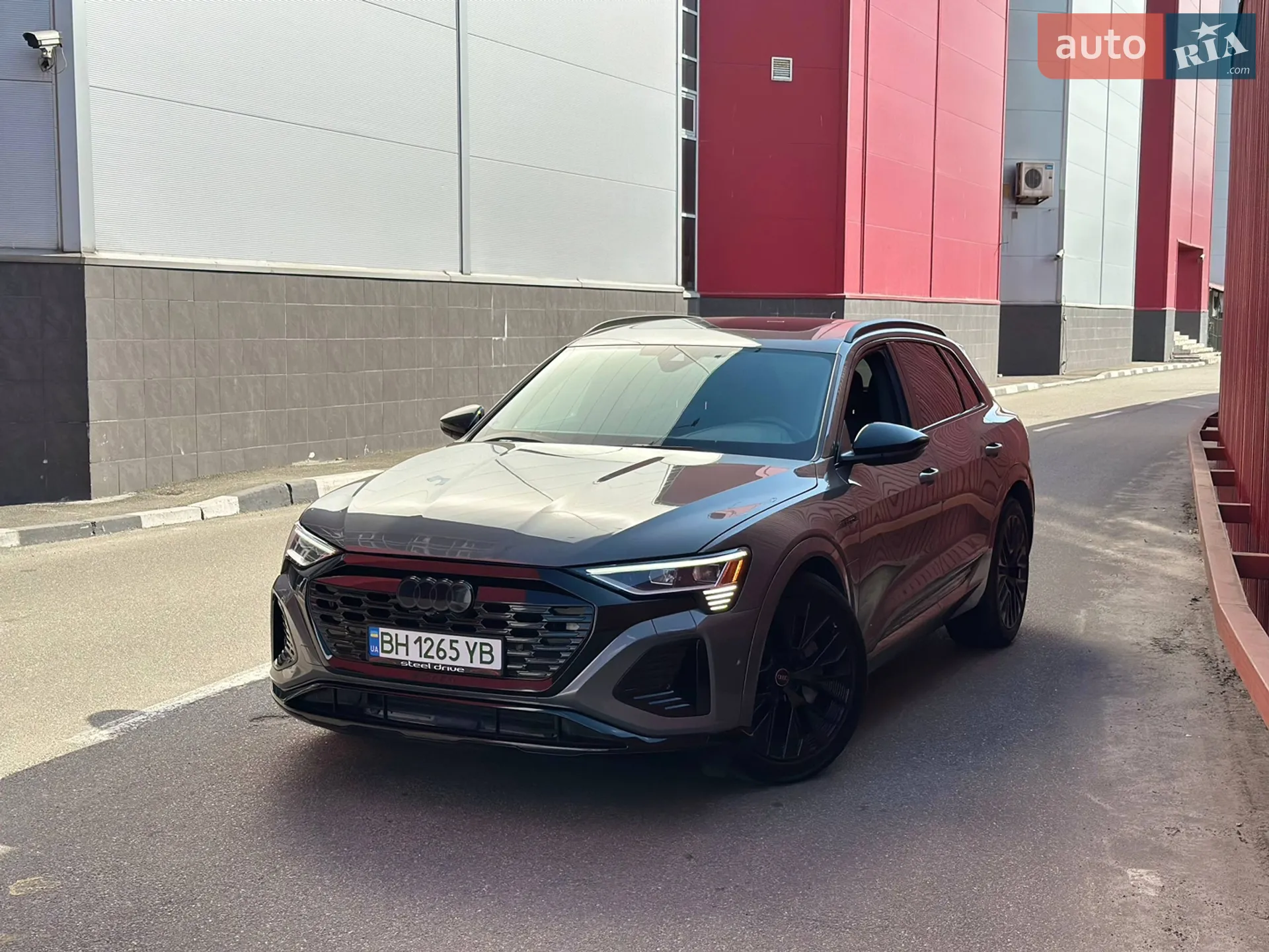 2023 Audi Q8 - мініатюра 25