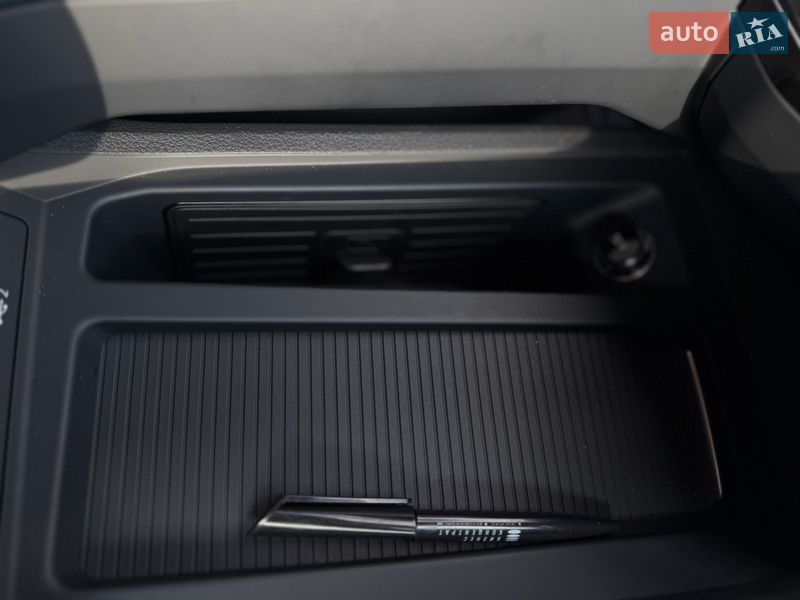 Внедорожник / Кроссовер Audi Q8 e-tron 2023 в Хмельницком