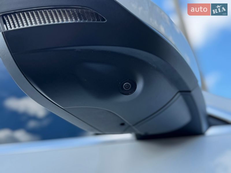 Внедорожник / Кроссовер Audi Q8 e-tron 2023 в Харькове