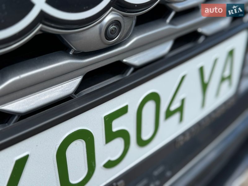 Внедорожник / Кроссовер Audi Q8 e-tron 2023 в Харькове