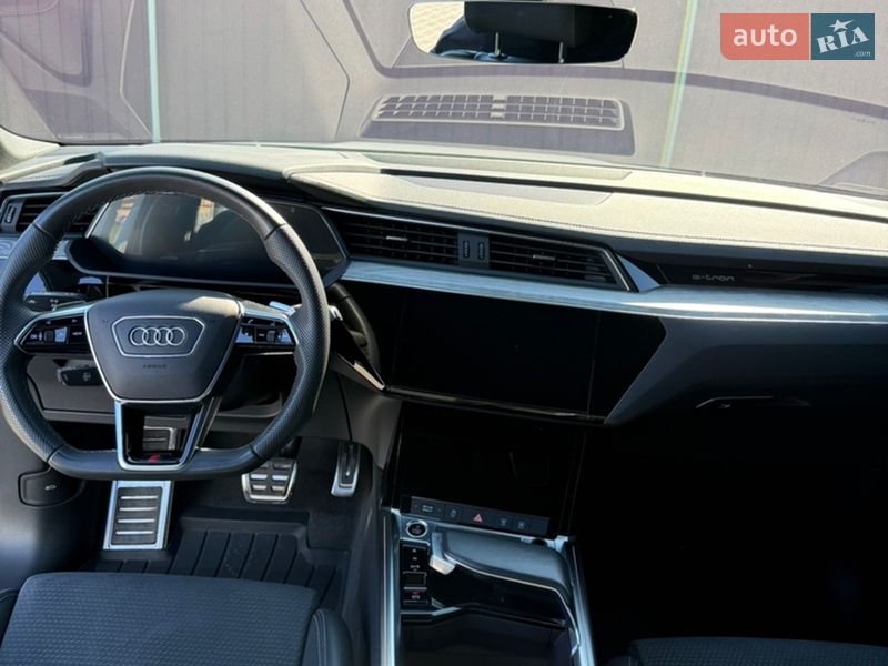 Внедорожник / Кроссовер Audi Q8 e-tron 2023 в Одессе