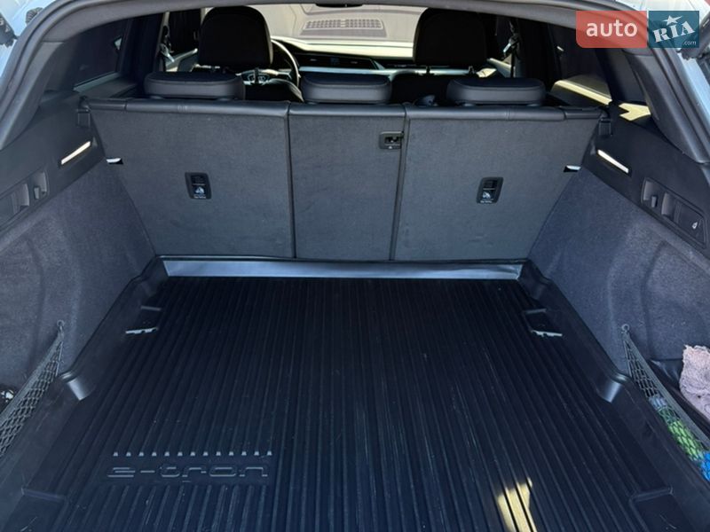 Внедорожник / Кроссовер Audi Q8 e-tron 2023 в Одессе