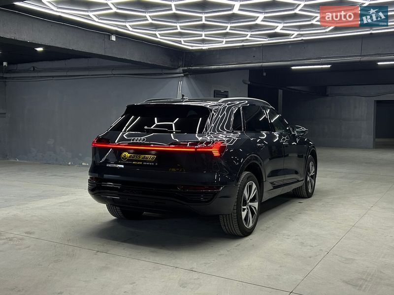 Позашляховик / Кросовер Audi Q8 e-tron 2023 в Чернівцях фото 8 Позашляховик / Кросовер Audi Q8 e-tron 2023 в Чернівцях