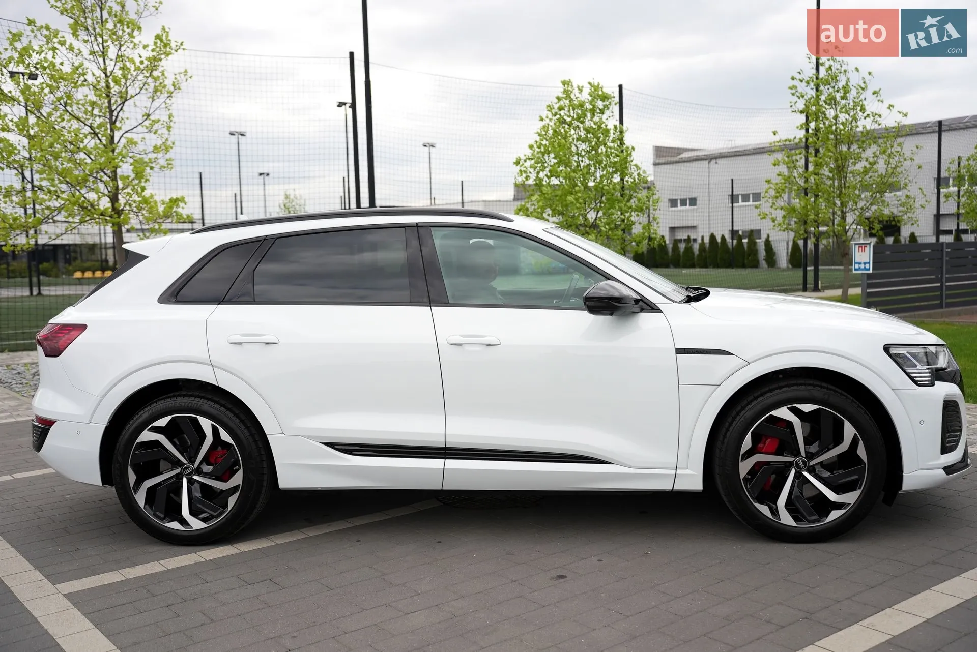 2023 Audi Q8 - мініатюра 18
