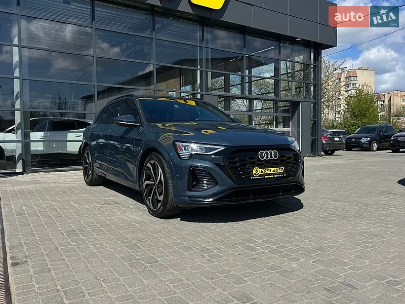 Audi Q8 e-tron