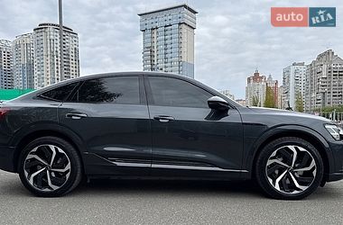 Внедорожник / Кроссовер Audi Q8 e-tron 2024 в Киеве