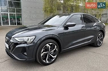 Внедорожник / Кроссовер Audi Q8 e-tron 2024 в Киеве