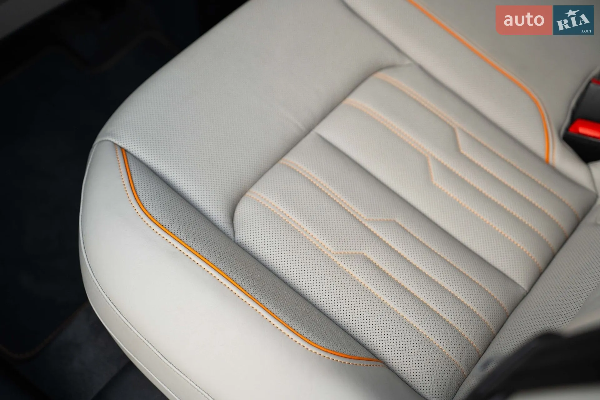 2024 Audi Q8 - мініатюра 31