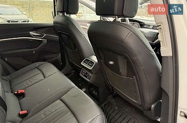 Внедорожник / Кроссовер Audi Q8 e-tron 2023 в Ужгороде