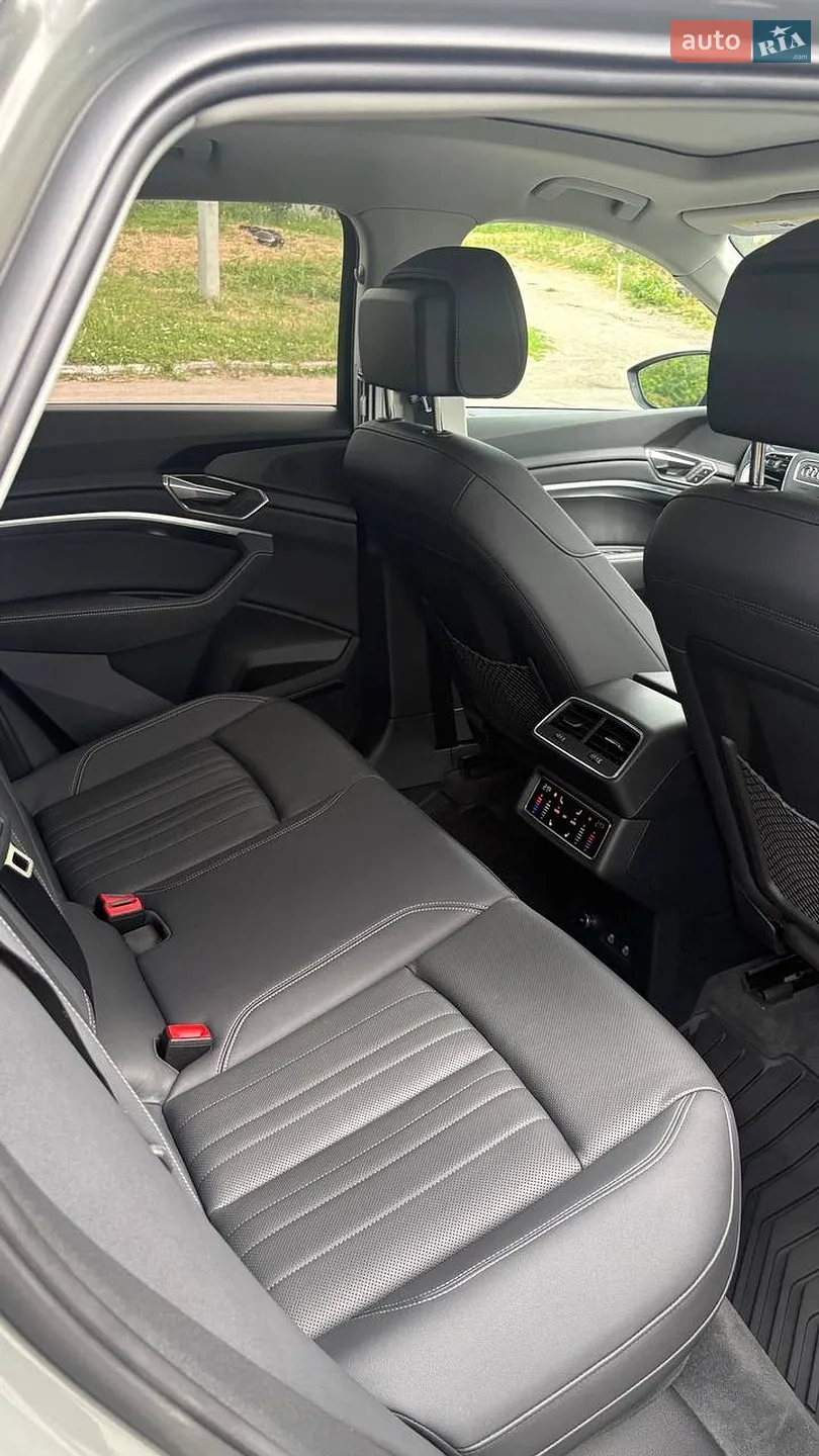 2023 Audi Q8 - мініатюра 52