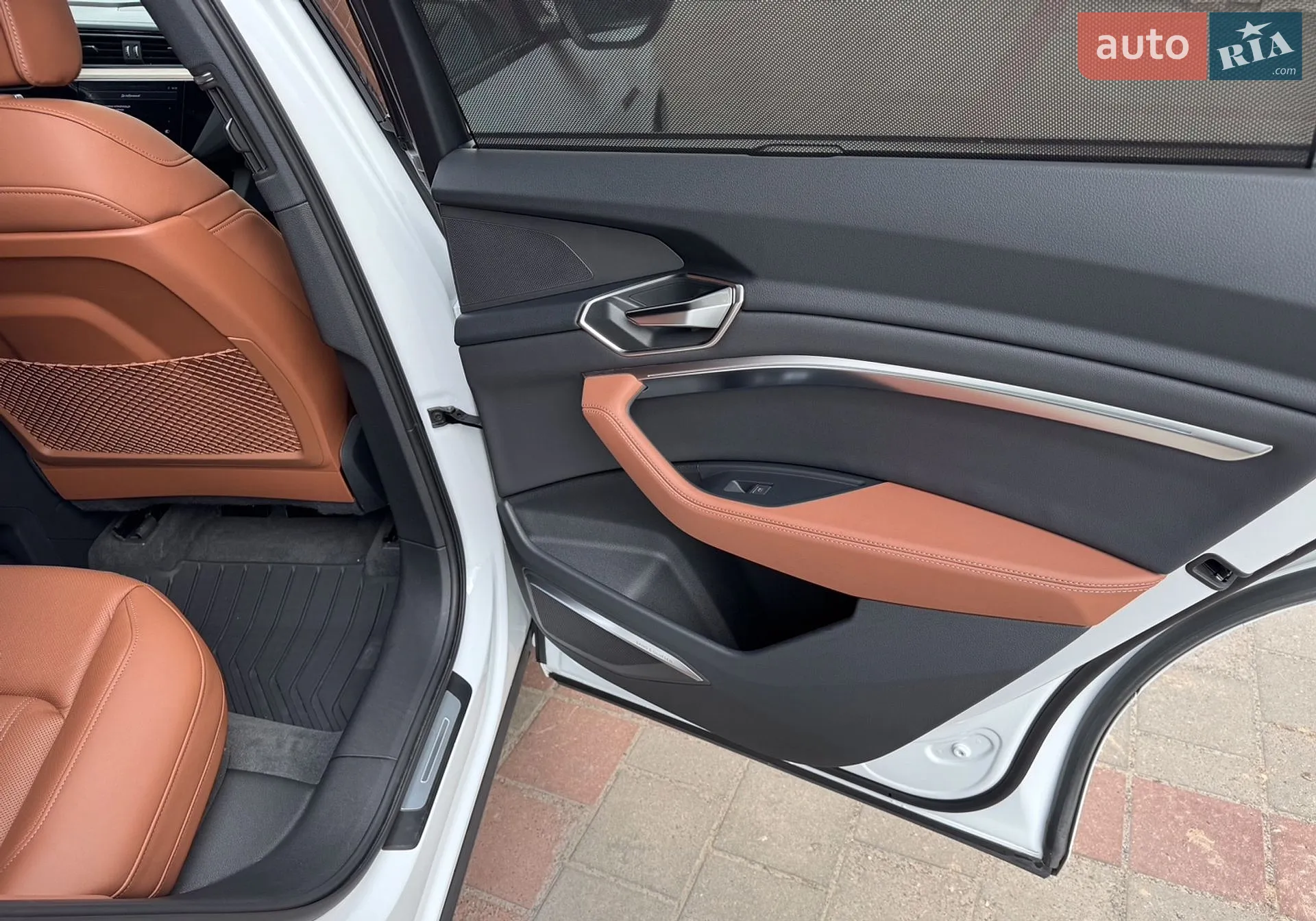 2023 Audi Q8 - мініатюра 24