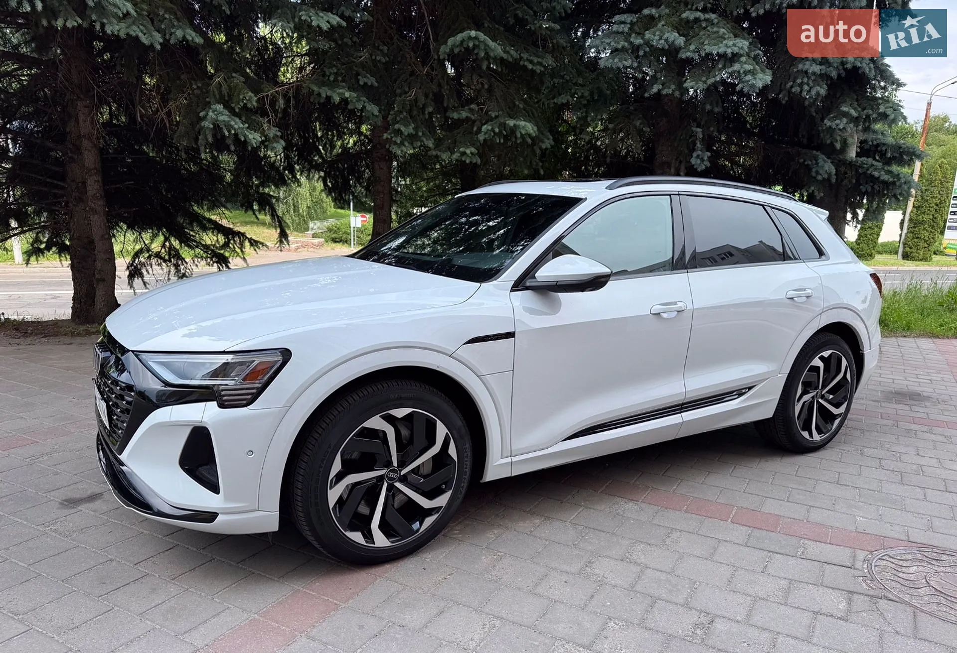 2023 Audi Q8 - мініатюра 8