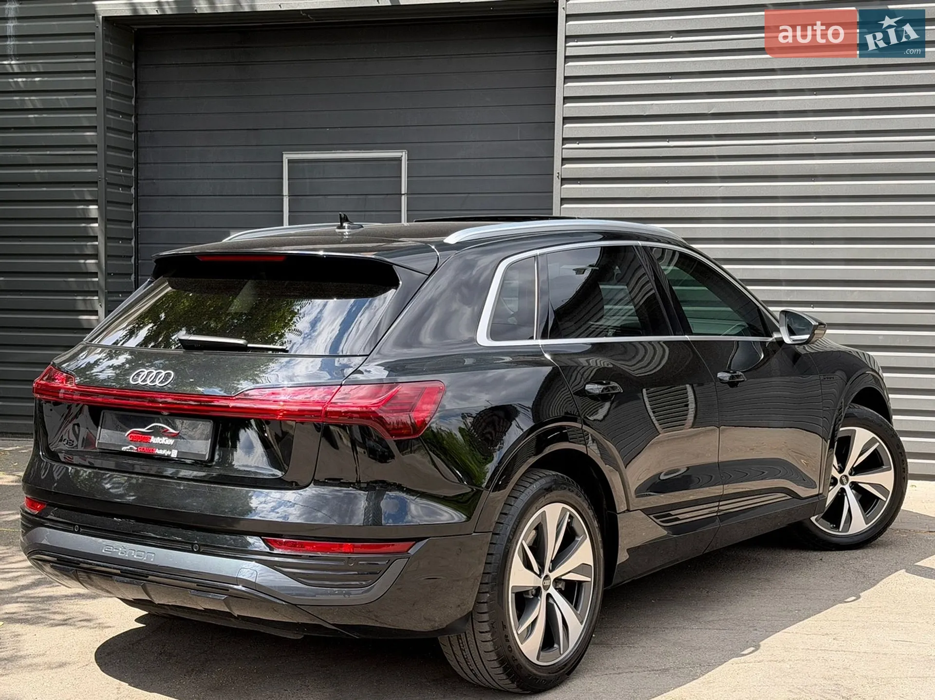 2023 Audi Q8 - мініатюра 8
