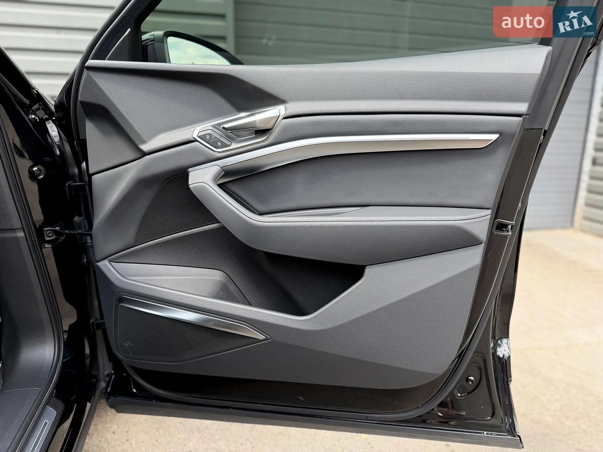 2023 Audi Q8 - мініатюра 32