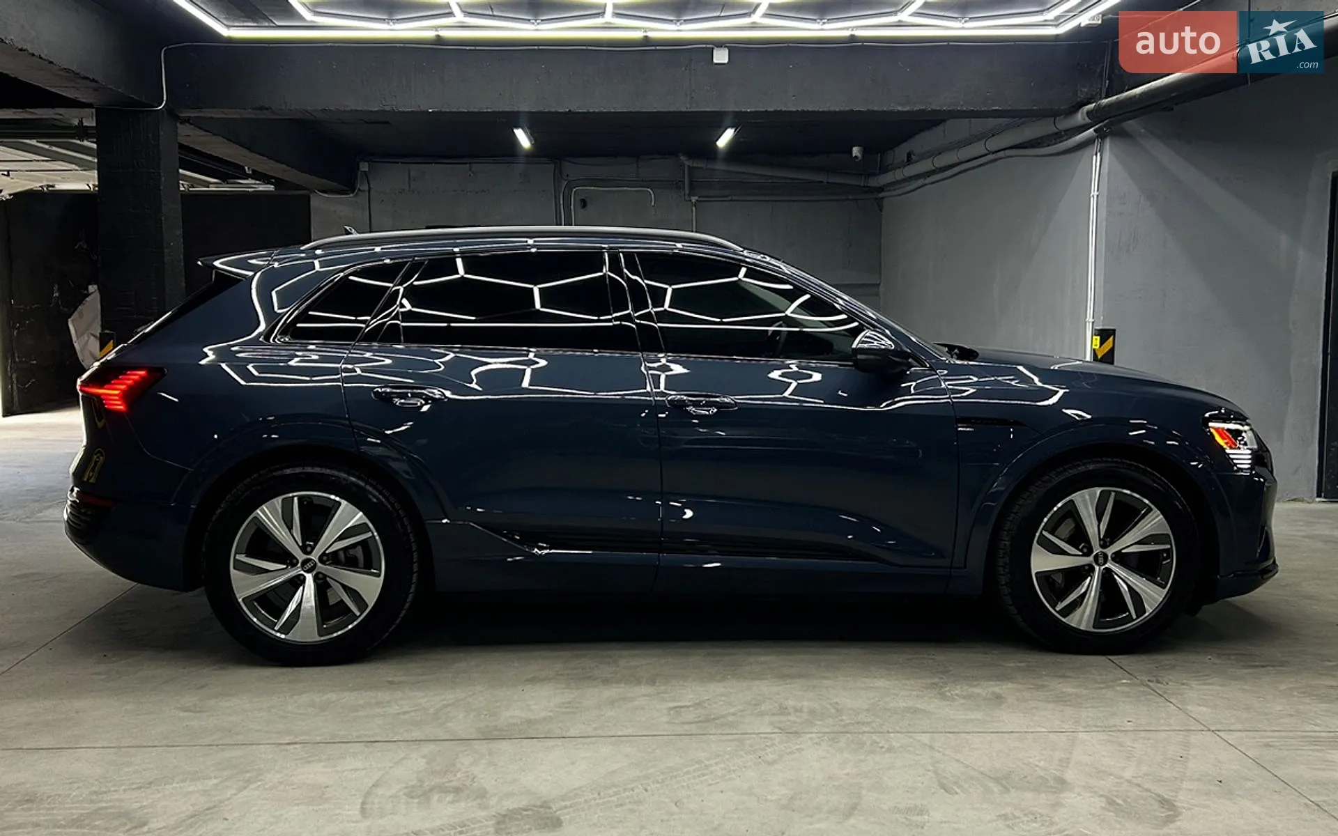 2024 Audi Q8 - мініатюра 8